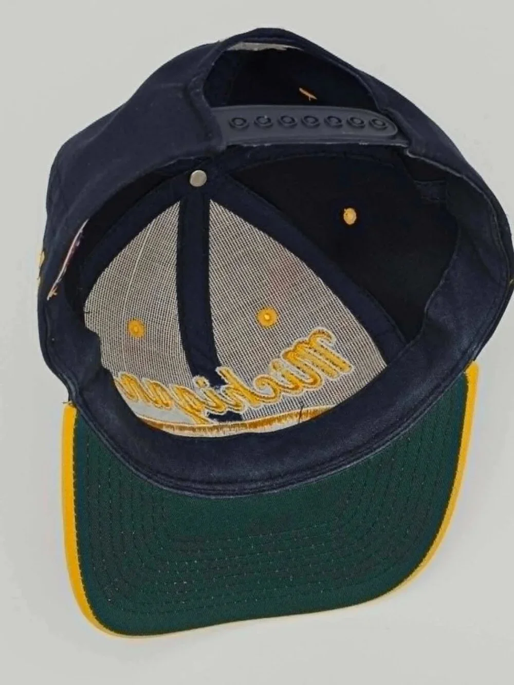 Michigan Wolverines Vintage 90s Starter Tail Sweep Snapback Hat